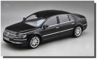 Volkswagen VW Phaeton Black 1/18 Die-Cast Vehicle