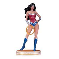 Wonder Woman Cover Girls Statue