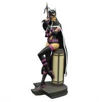The Huntress Animated DC Gallery Statue