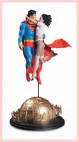 Superman and Lois Lane Gary Frank Statue
