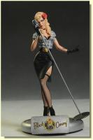 Black Canary Bombshells Statue 