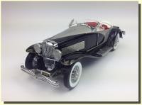 The Great Gatsby Duesenberg II SJ Black 1/18 Die-Cast Vehicle