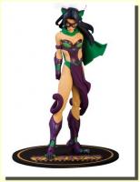 Catwoman Green Get-up Statue 